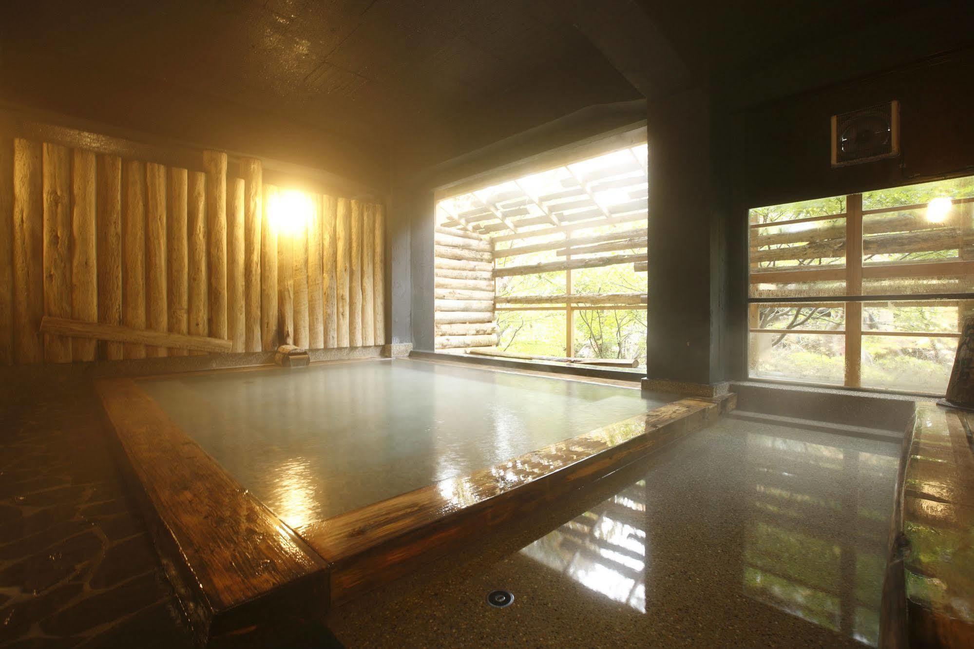 Kutsurogijyuku Shintaki Ryokan Aizuwakamatsu