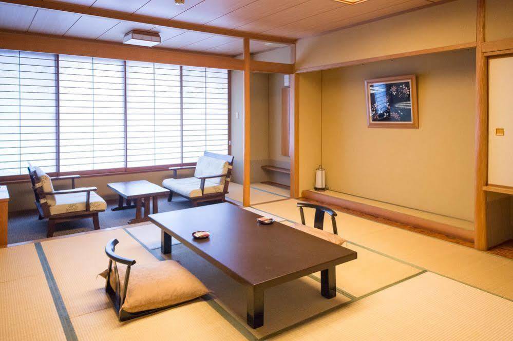 Ryokan Kutsurogijyuku Shintaki